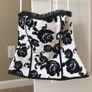 White House Black Market bustier